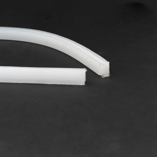 Силиконовый уплотнитель верхней прижимной планки вакуумного упаковщика VS-600E