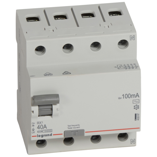 RX3 ВДТ 100МА 40А 4П AC LEGRAND